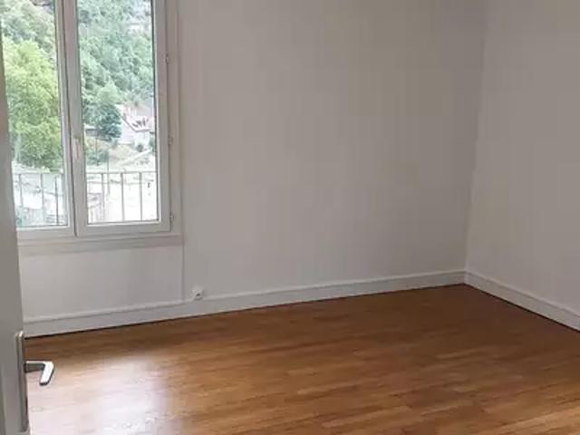 location appartement, 59.39 m² au dernier étage