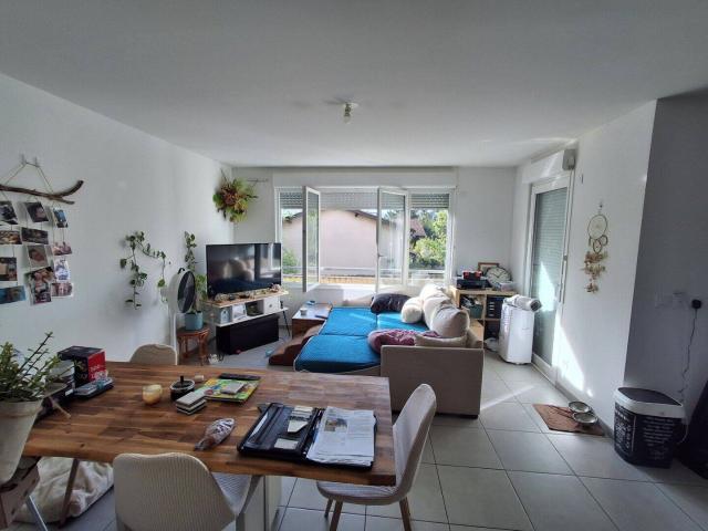 Location Appartement 59 m² à Francheville 825 ¤ CC /mois
