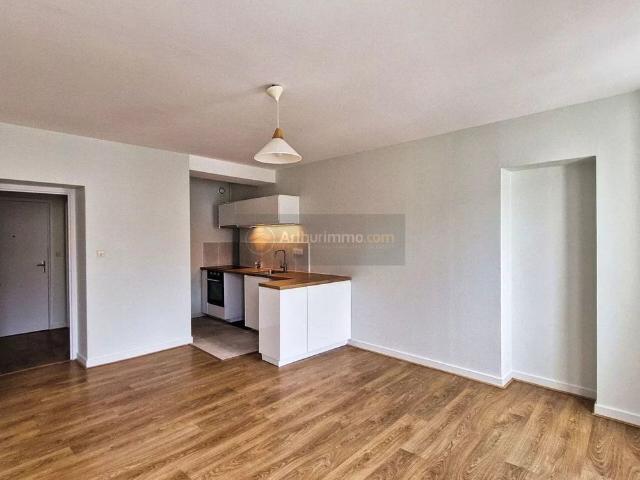 Location Appartement 4 pièces 66 m2 à Brest