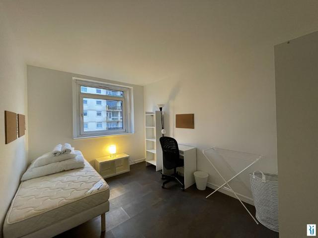Location Appartement 5 pièces 66m²
