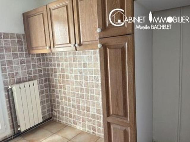 Location Appartement 5 pièces 72m² LA CIOTAT 13600