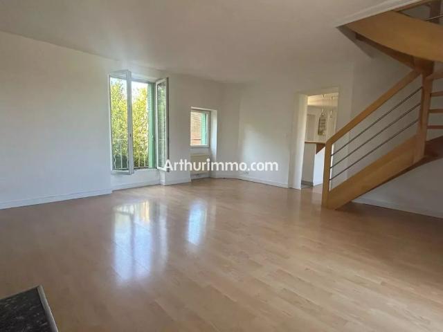 Location Appartement 5 pièces 78 m2 à Sucy en Brie