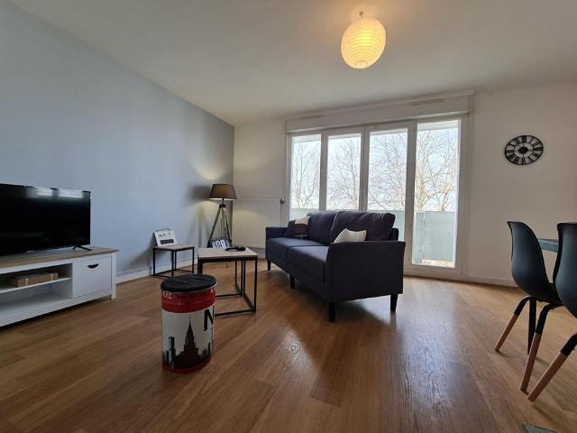 Location Appartement 5 pièces 83m²