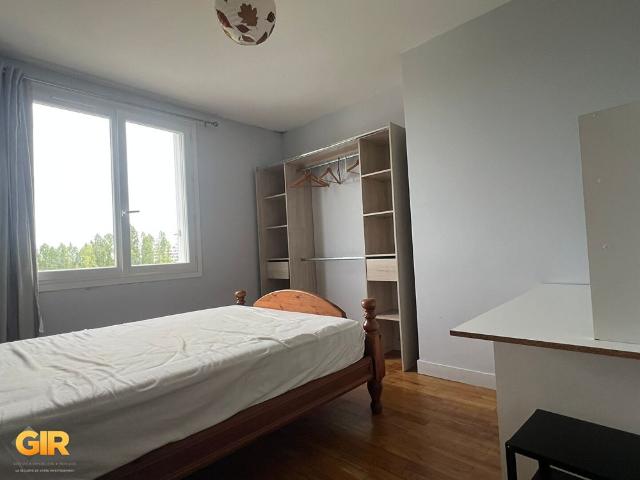 Location Appartement 5 pièces 83m² ST JACQUES DE LA LANDE 35136