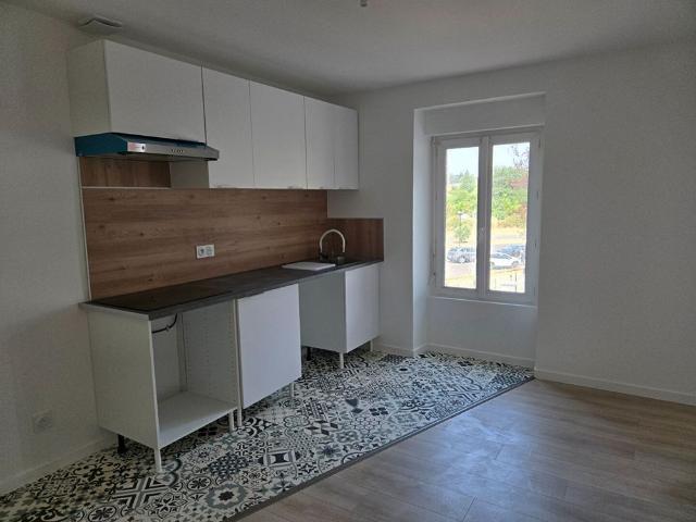 Location appartement 5 pièces, 80.00m², Carmaux