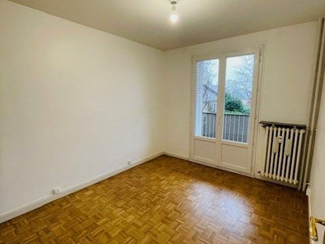 Location Appartement 5 pièces 81m² ANGERS 49100
