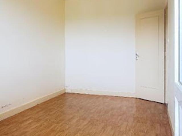 Location Appartement 5 pièces 82.71 m2 Le Malesherbois