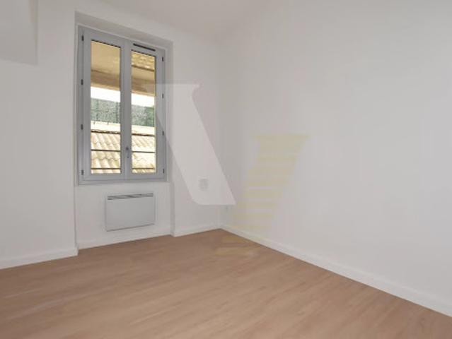 Location Appartement 5 pièces 87.43 m2 Beziers