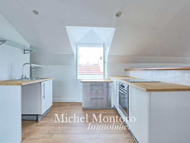 Location Appartement 5 pièces 84m²