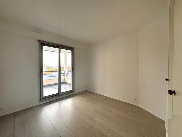 Location Appartement 5 pièces 84m²