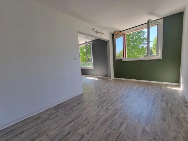 Location Appartement 5 pièces 85 m2 Nevers