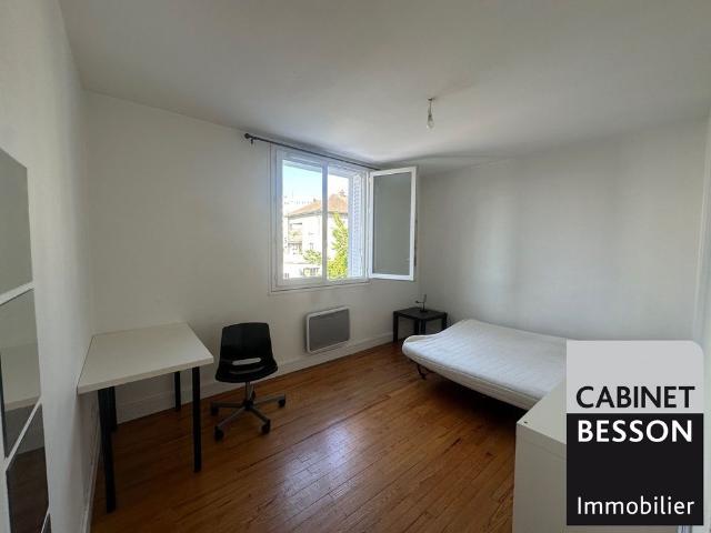 Location Appartement 5 pièces 86m² LA TRONCHE 38700