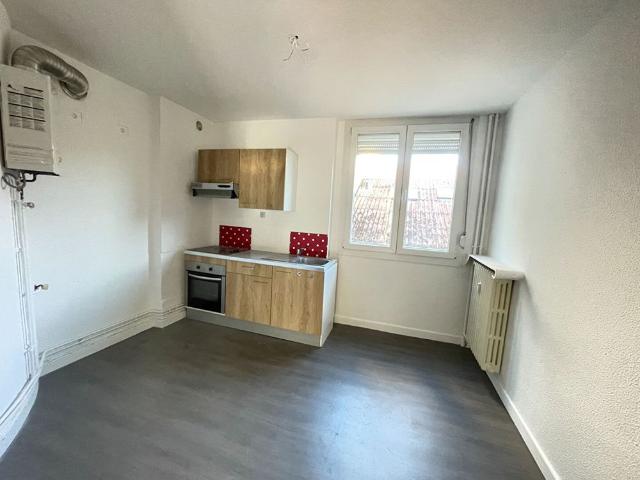 Location Appartement 5 pièces 94m²