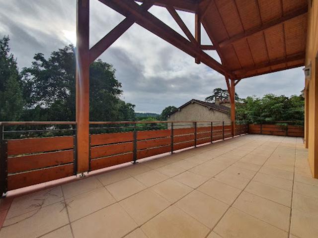 Location Appartement 5 pièces 98.33 m2 Albigny sur Saône