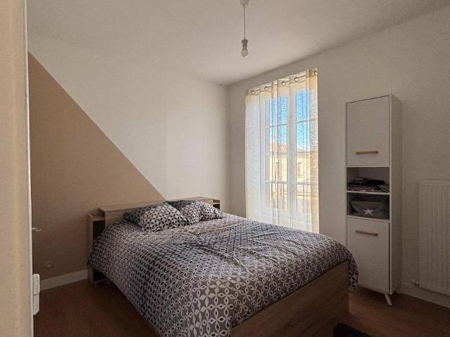 Location appartement 5 pièces 99.1 m² à Varennes lès Mâcon 71000 5 720 €