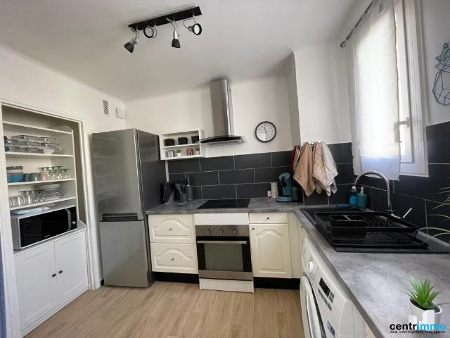 Location Appartement 5 pièces 9m² MONTPELLIER 34070