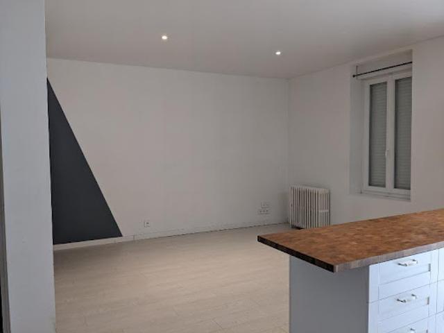 Location Appartement 5 pièces 0 m2 Pineuilh