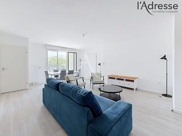 Location Appartement 5 pièces 100 m2 Puteaux