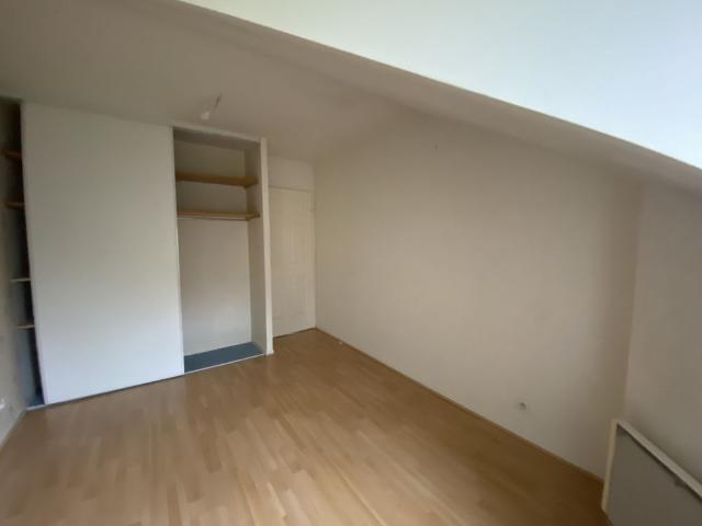 Location Appartement 5 pièces 101m² PALAISEAU 91120