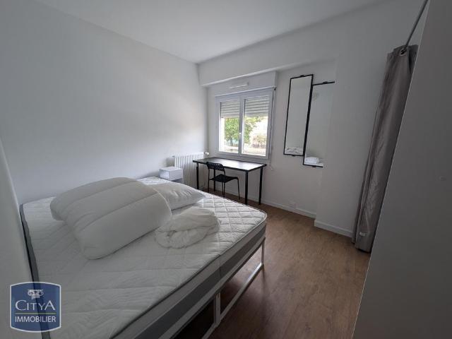 Location Appartement 5 pièces 104m² BORDEAUX 33300
