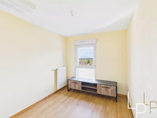 Location Appartement 5 pièces 105m² BONS EN CHABLAIS 74890