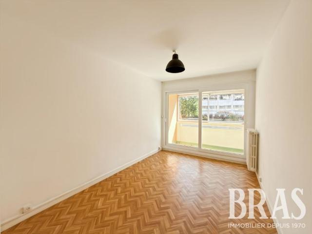 Location Appartement 5 pièces 106m² ST HERBLAIN 44800