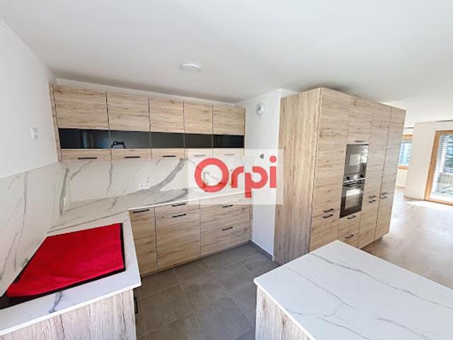 Location Appartement 5 pièces 107.9 m2 Bagneux
