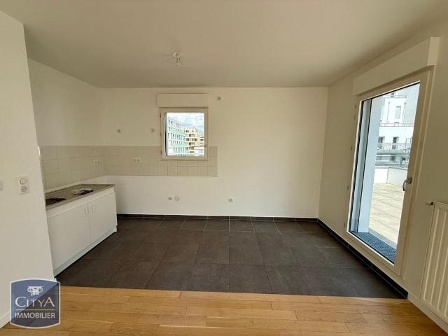 Location Appartement 5 pièces 108m² RUEIL MALMAISON 92500