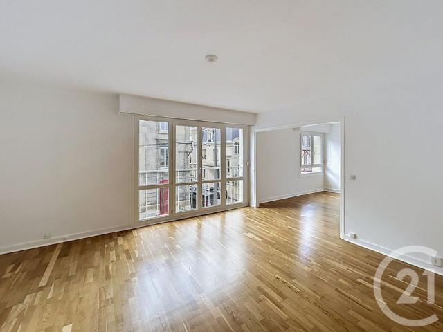 Location Appartement 5 pièces 110m² LA NEUVILLETTE 51100