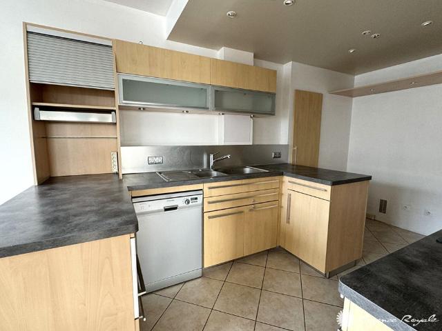 Location Appartement 5 pièces 110m² POISSY 78300