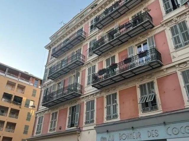 Location Appartement 5 pièces 111m² NICE 06300