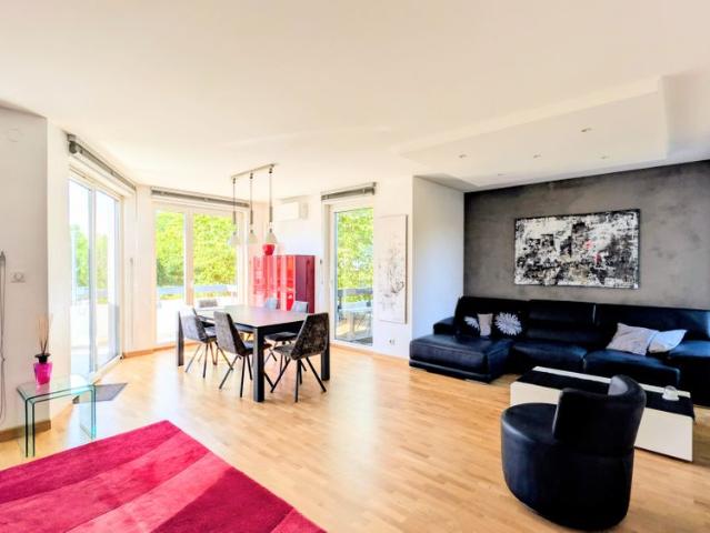 Location Appartement 5 pièces 113m² STRASBOURG 67000