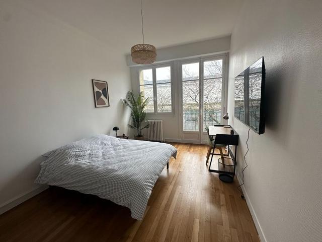 Location Appartement 5 pièces 113m²