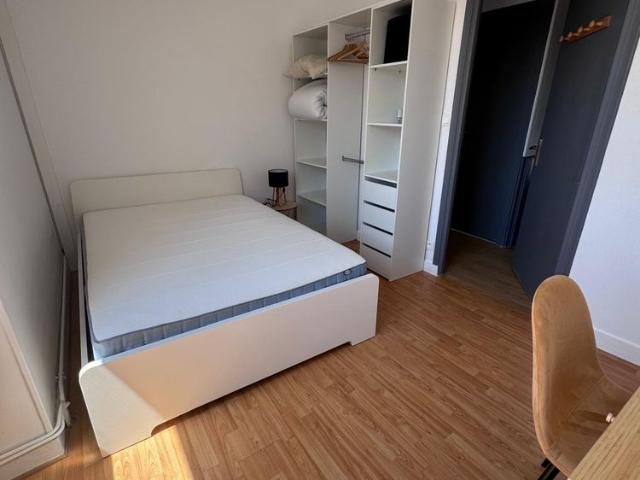Location Appartement 5 pièces 116m² LORIENT 56100