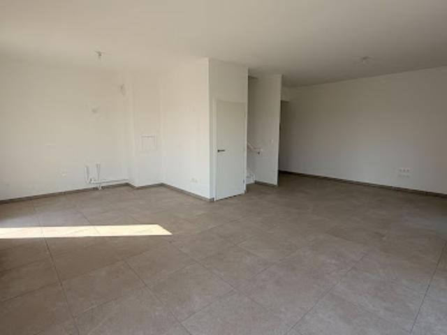 Location Appartement 5 pièces 117.67 m2 Bezannes