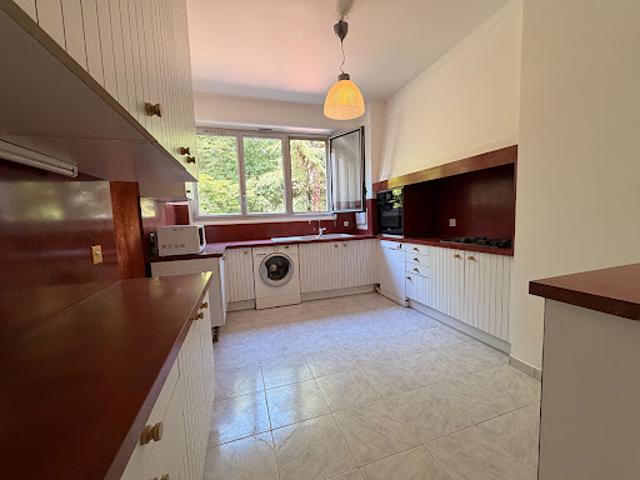 Location Appartement 5 pièces 122 m2 Le Mesnil le Roi