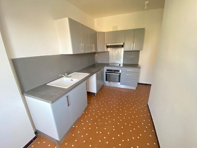 Location Appartement 5 pièces 122m²