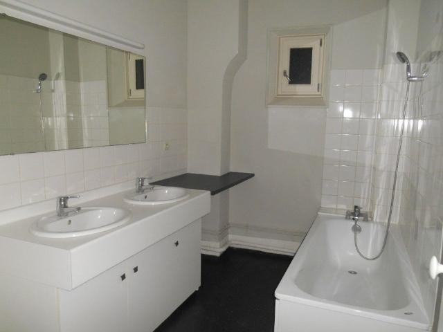 Location Appartement 5 pièces 125m² TOUL 54200