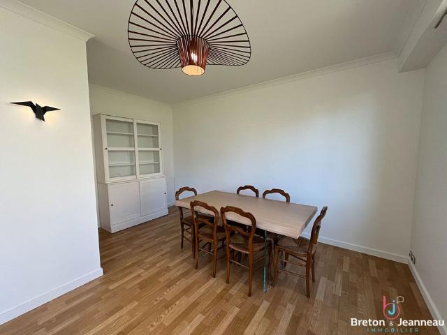 Location Appartement 5 pièces 125m²