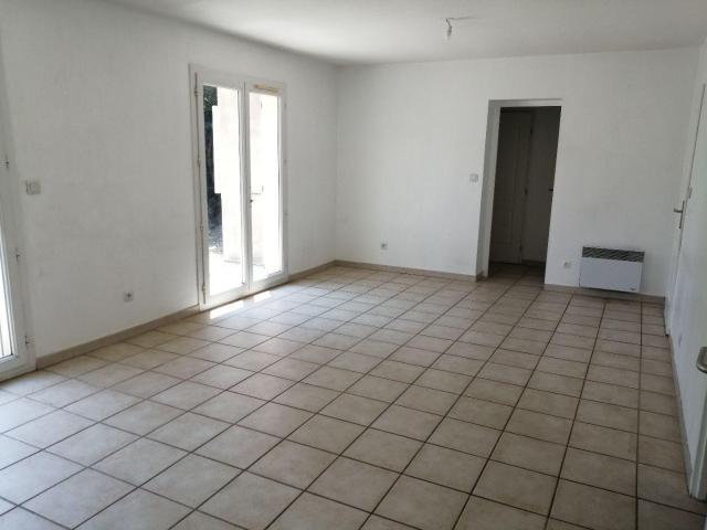 Location appartement 5 pièces 13013 Marseille