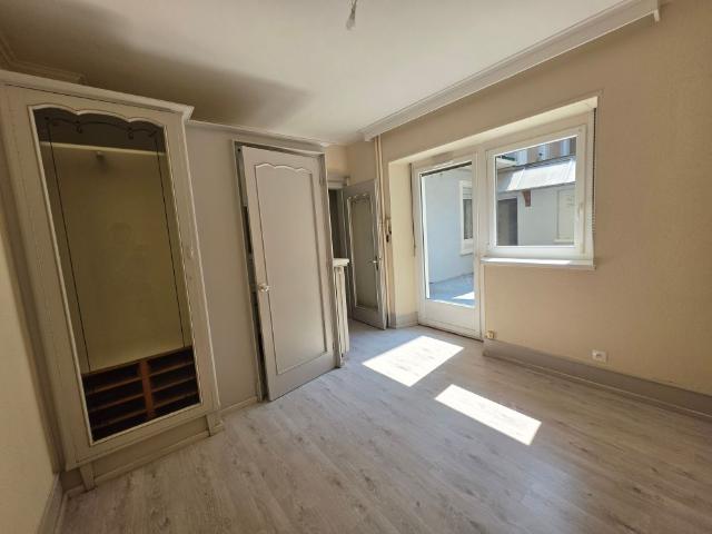 Location Appartement 5 pièces 130m² MULHOUSE 68100