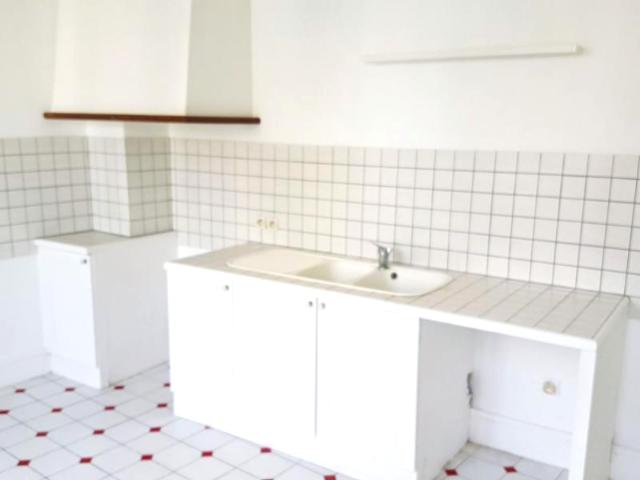 Location Appartement 5 pièces 130m² PARIS 8ème