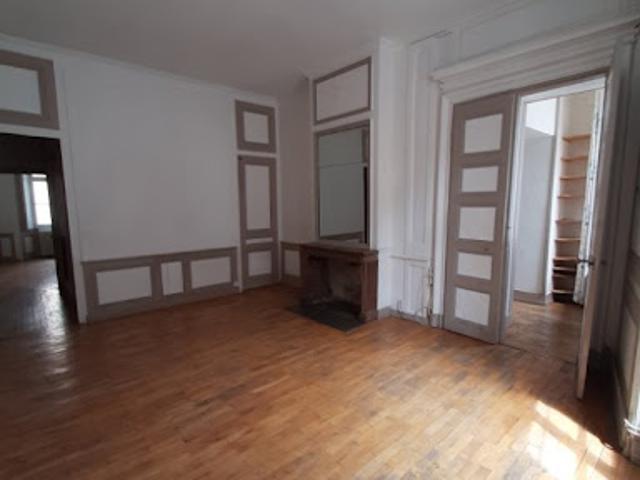 Location Appartement 5 pièces 139 m2 Besançon