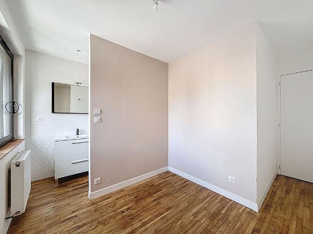 Location appartement 5 pièces, 140.14m², Angers