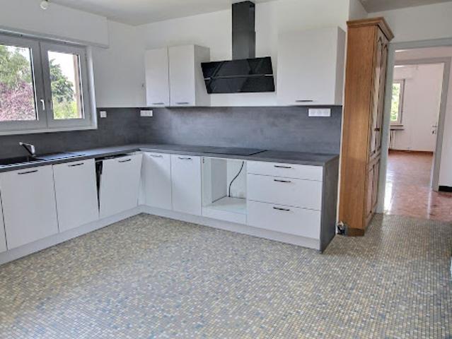 Location Appartement 5 pièces 140 m2 Kingersheim