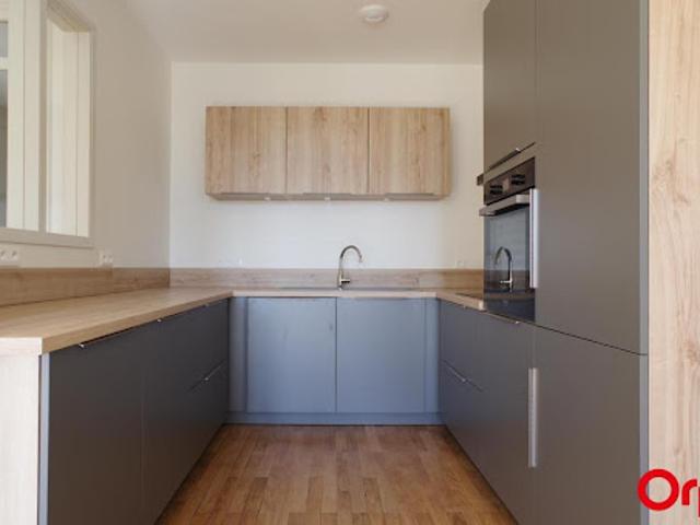 Location Appartement 5 pièces 142 m2 Lyon 6ème