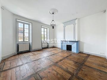 Location Appartement 5 pièces 144 m2 Auch