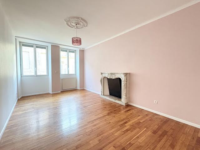 Location Appartement 5 pièces 144 m2 Besançon