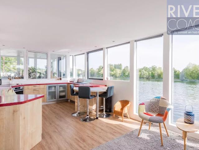 Location Appartement 5 pièces 150 m2 Le Port Marly