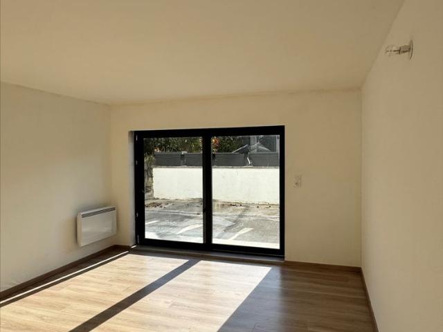 Location Appartement 5 pièces 150m²